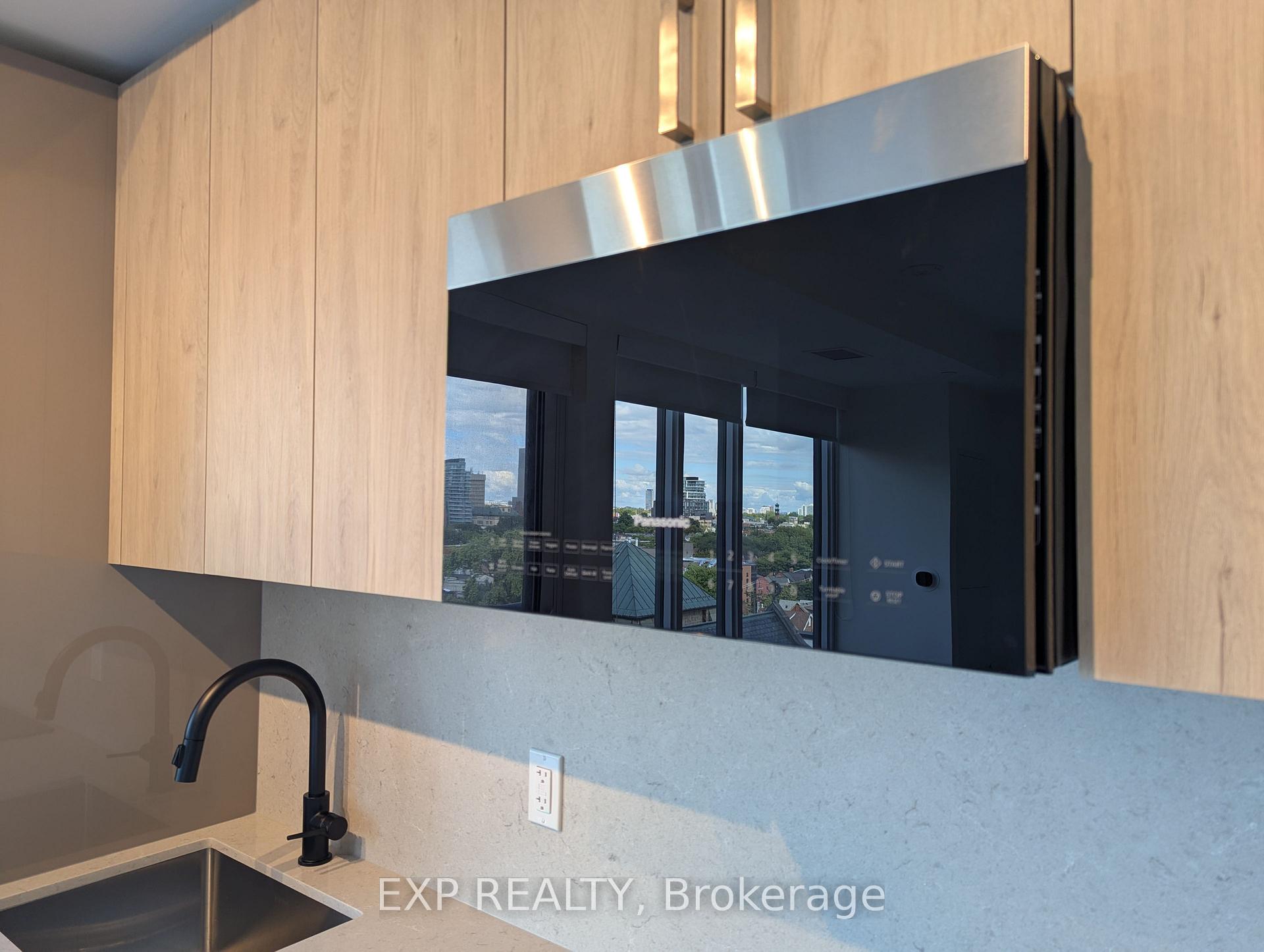 Photo 11 of Unit 814, 280 Dundas Street W, Toronto, Kensington-Chinatown — HOMEH