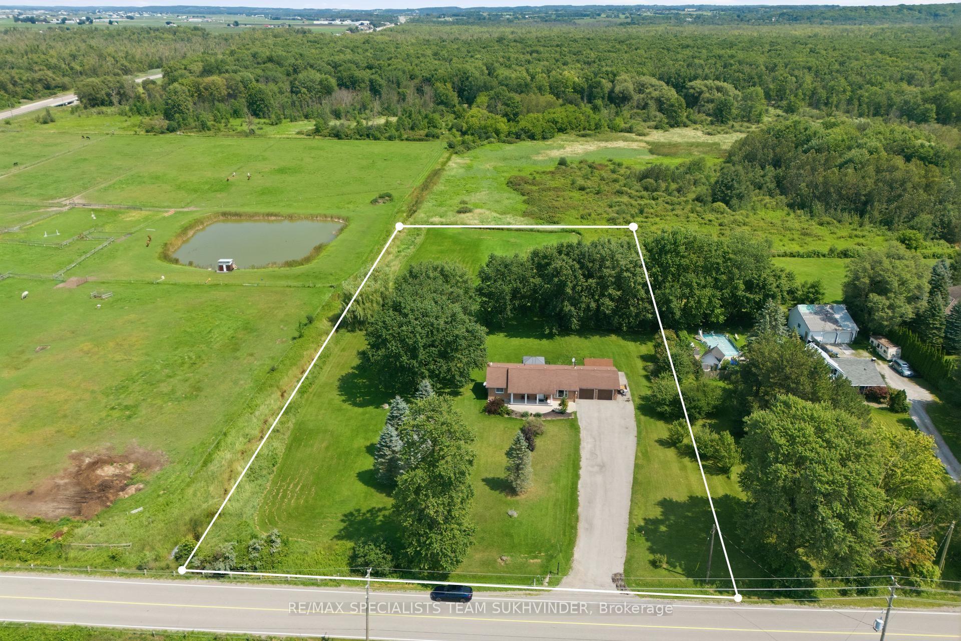 Photo 2 of 17435 8th Concession Road, King, Schomberg — HOMEH