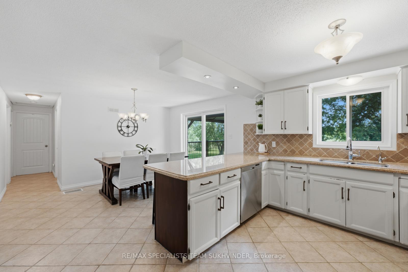 Photo 42 of 17435 8th Concession Road, King, Schomberg — HOMEH