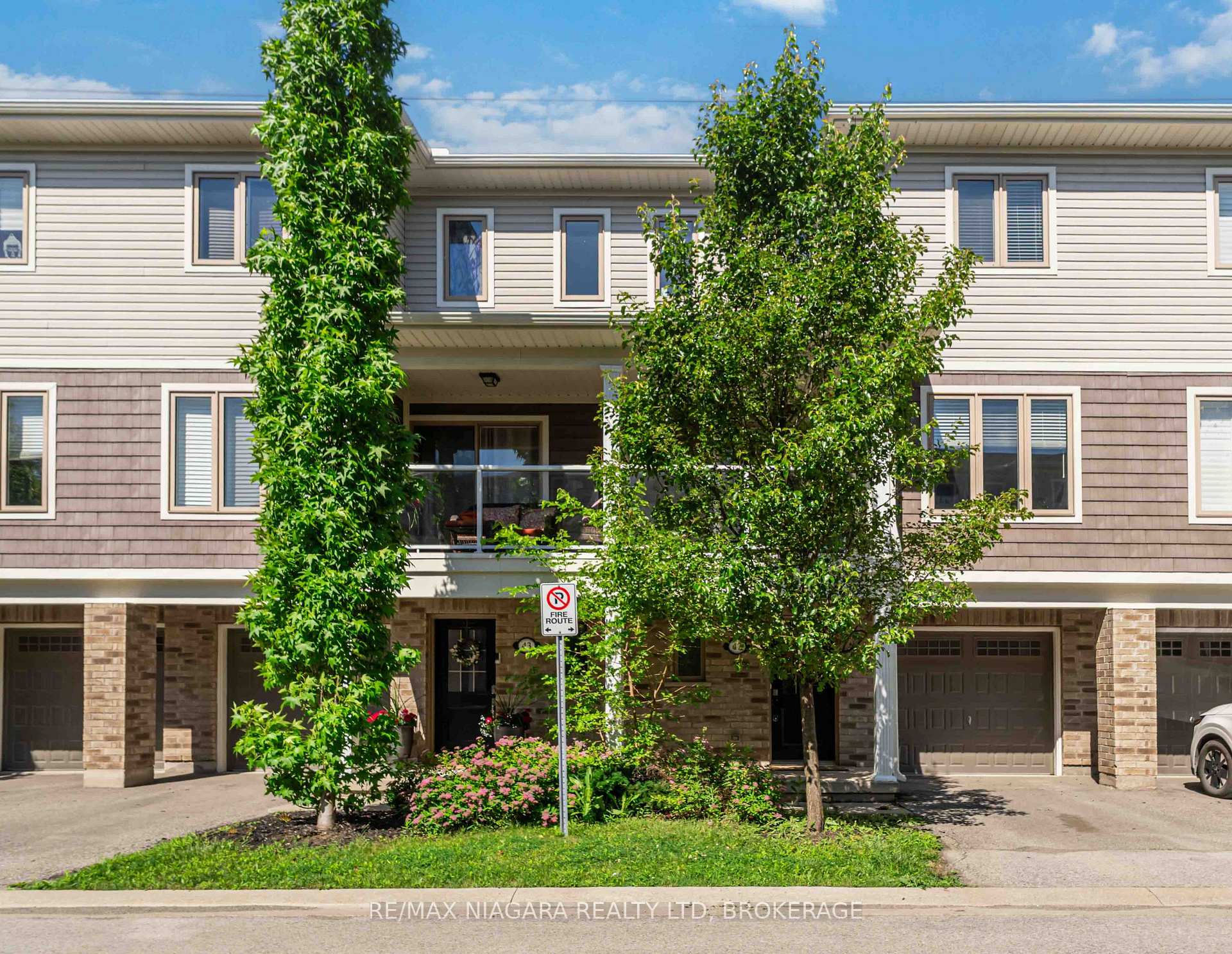 Photo 1 of 47 Scarlett Common, St. Catharines, Secord Woods — HOMEH