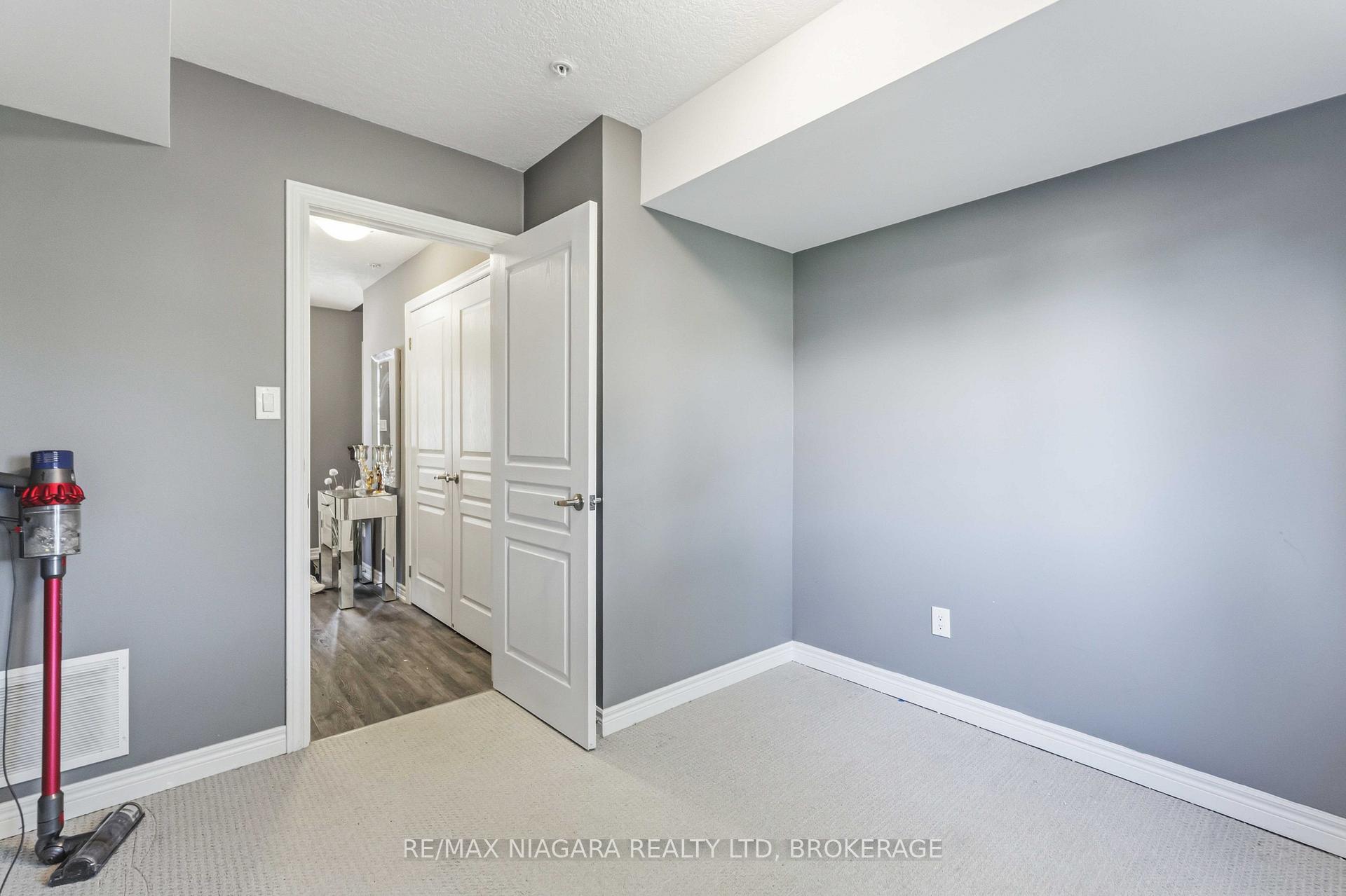 Photo 6 of 47 Scarlett Common, St. Catharines, Secord Woods — HOMEH