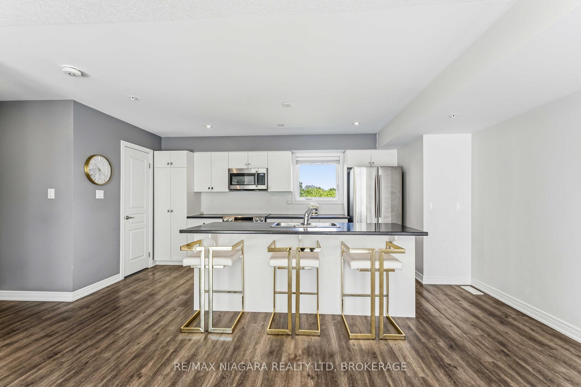 Photo 10 of 47 Scarlett Common, St. Catharines, Secord Woods — HOMEH