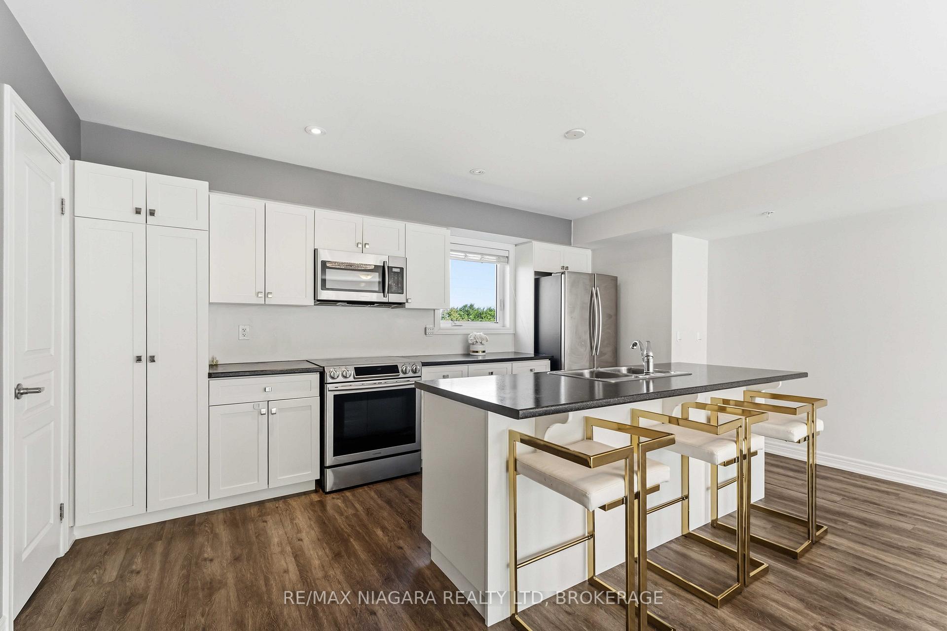 Photo 12 of 47 Scarlett Common, St. Catharines, Secord Woods — HOMEH
