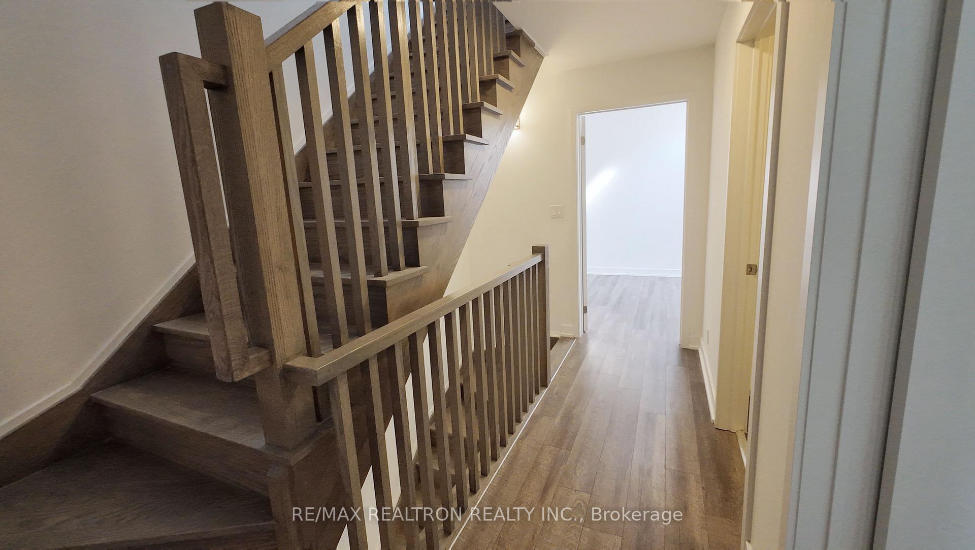 Photo 15 of Unit 128, 20 Echo Point, Scarborough, L'Amoreaux — HOMEH