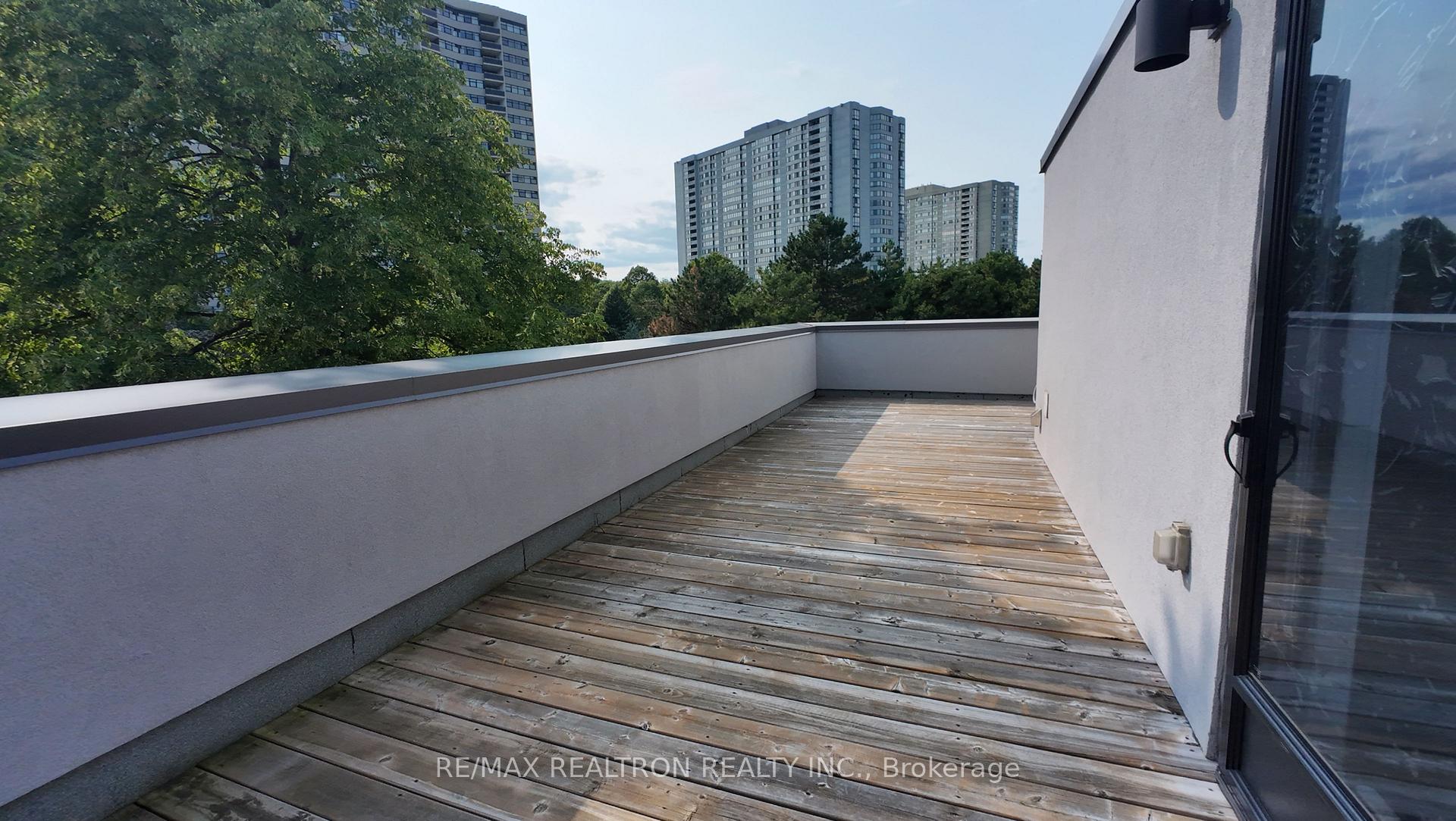 Photo 21 of Unit 128, 20 Echo Point, Scarborough, L'Amoreaux — HOMEH