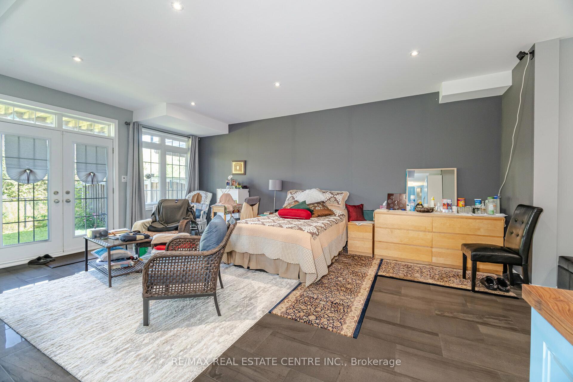 Photo 31 of 34 Alex Campbell Crescent, King, King City — HOMEH