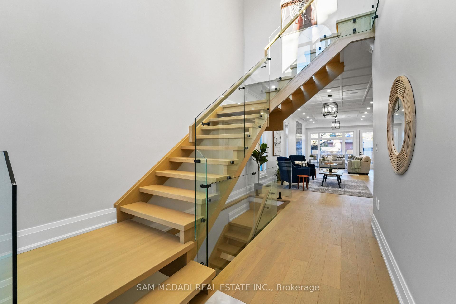Photo 3 of 303 Delta Street, Etobicoke, Alderwood — HOMEH