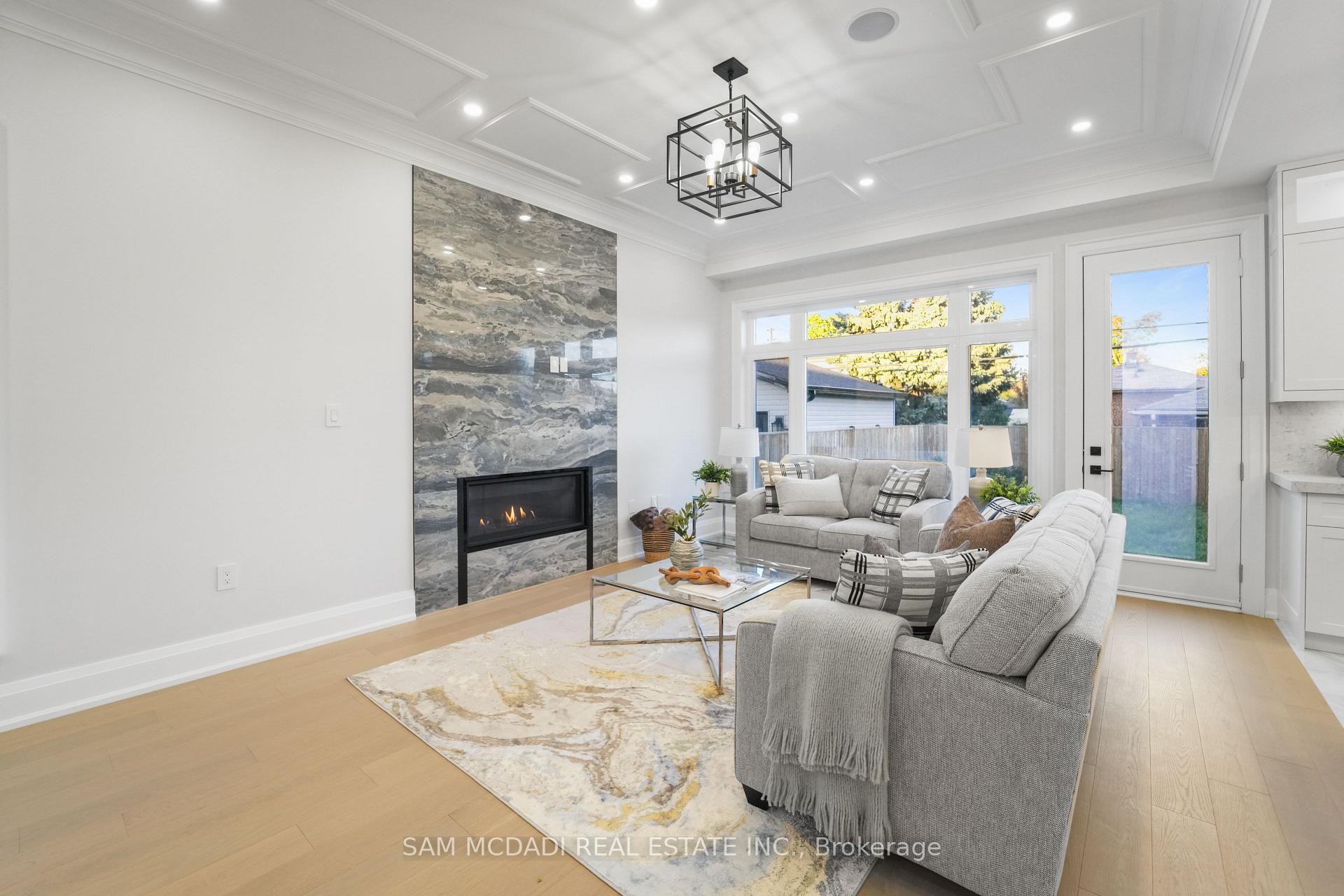 Photo 8 of 303 Delta Street, Etobicoke, Alderwood — HOMEH