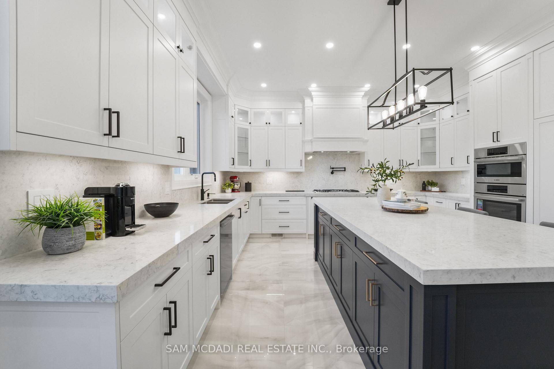 Photo 11 of 303 Delta Street, Etobicoke, Alderwood — HOMEH