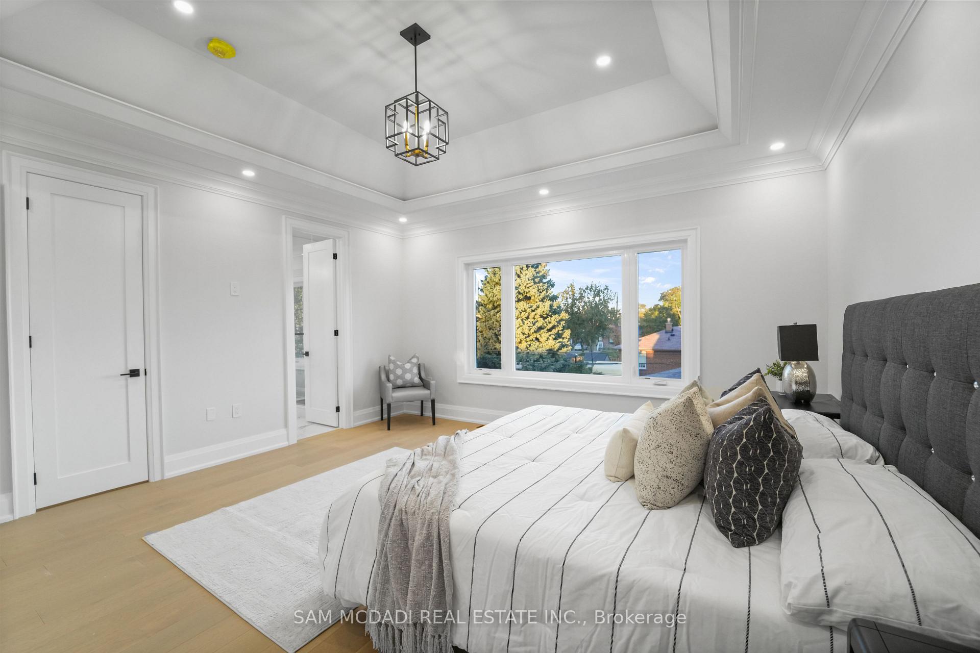 Photo 18 of 303 Delta Street, Etobicoke, Alderwood — HOMEH