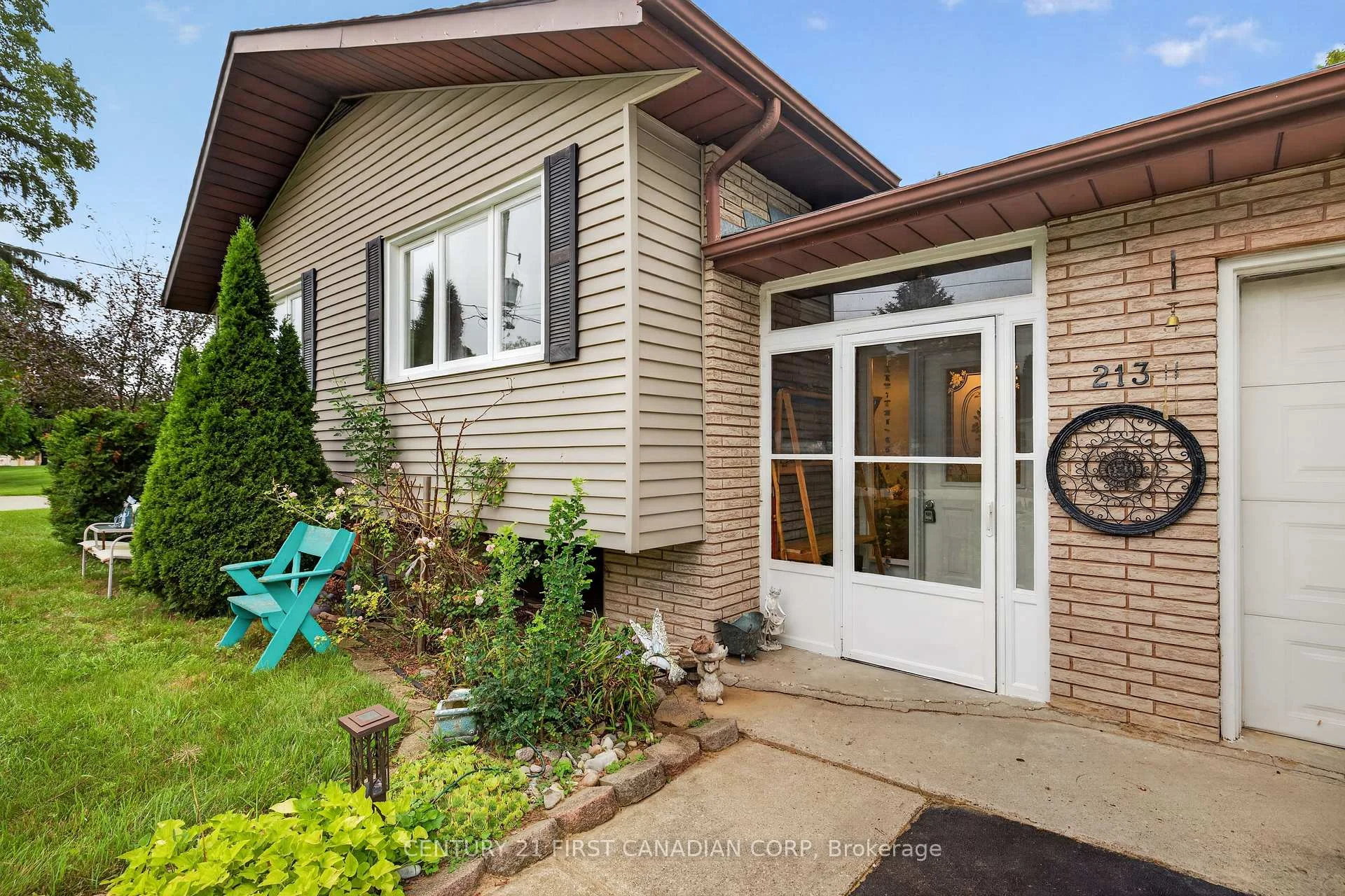 Photo 13 of 213 Fourth Street, West Elgin, Rodney — HOMEH