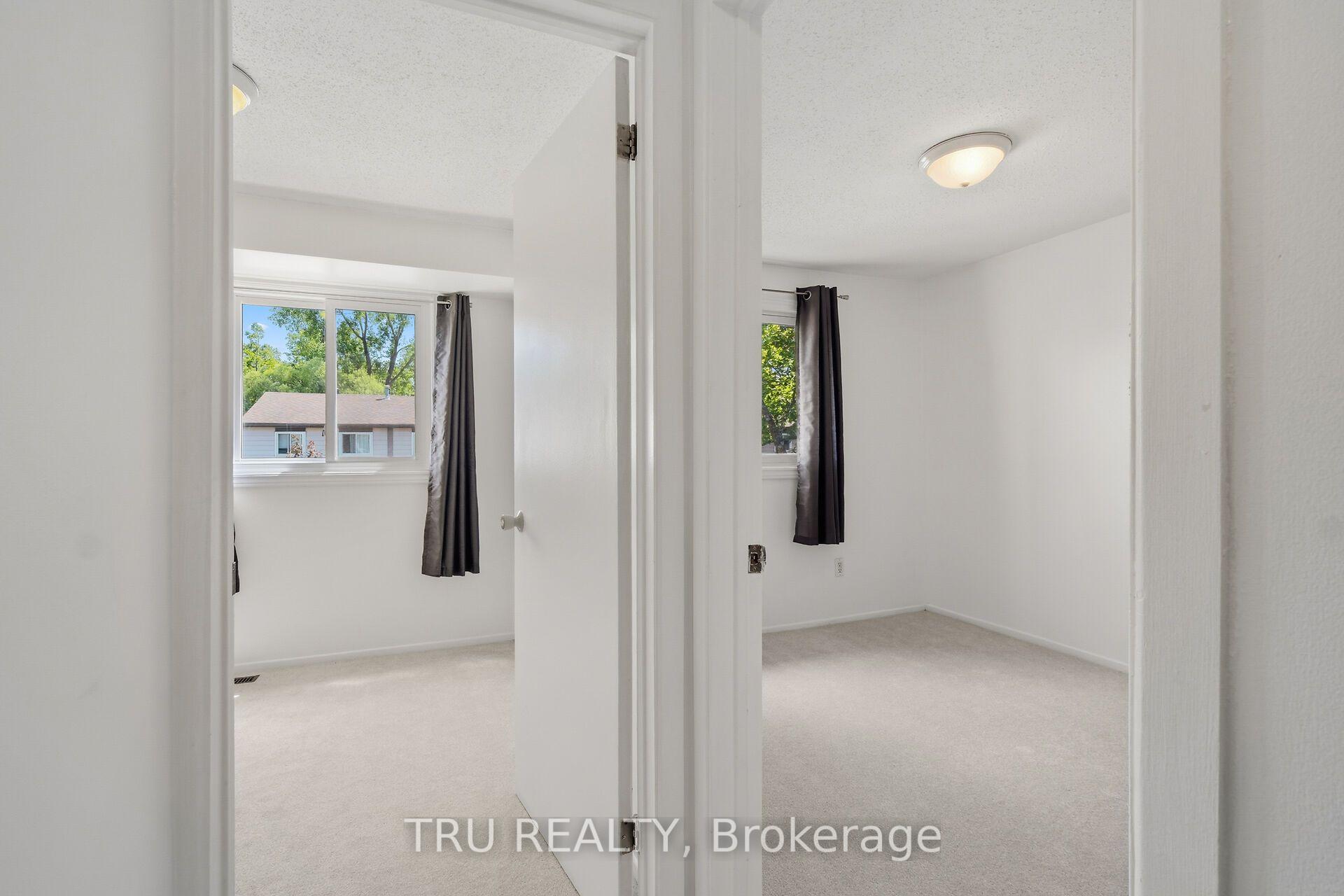 Photo 16 of Unit 59, 1999 Falkirk Crescent, Ottawa, Blackburn Hamlet (South) — HOMEH