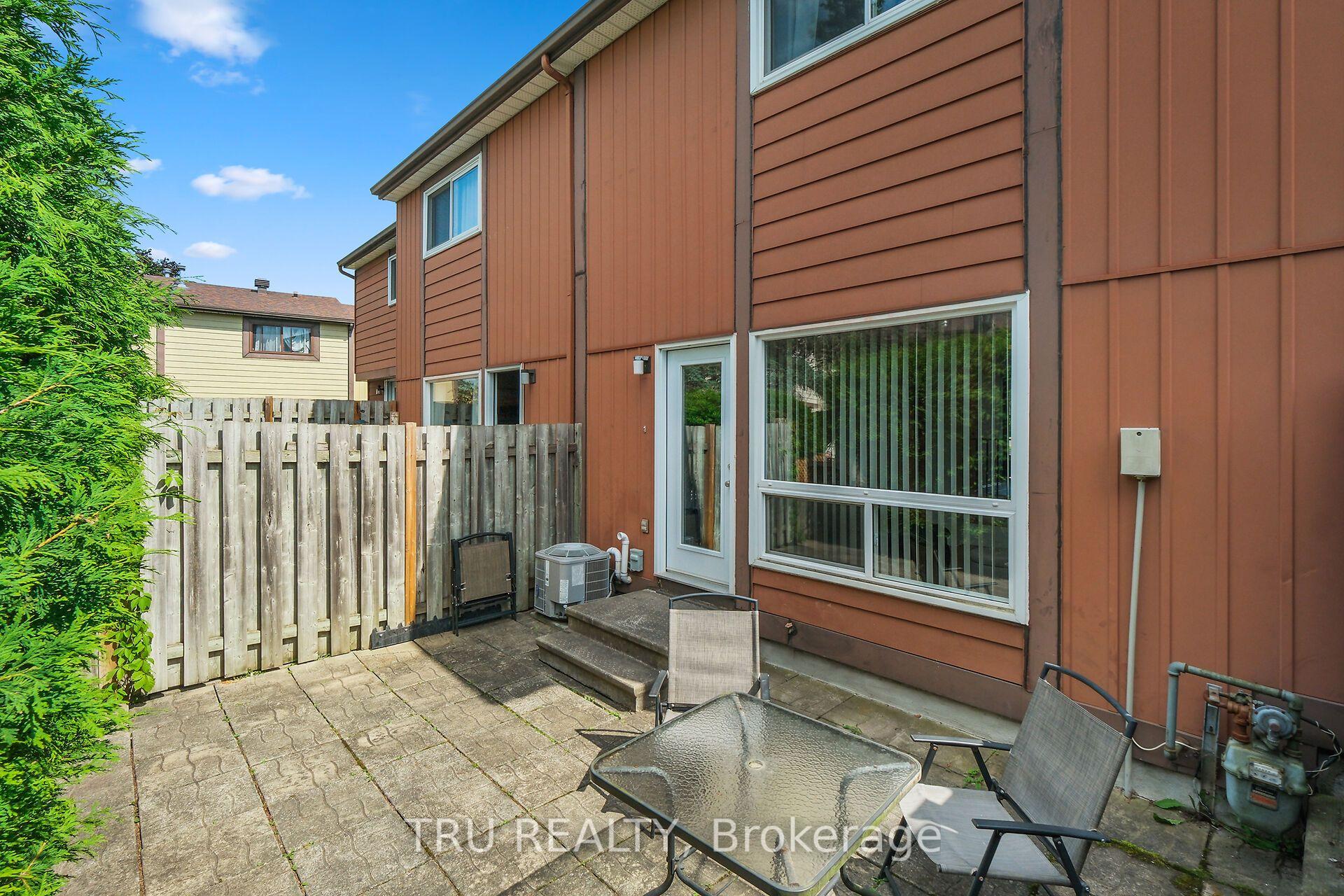 Photo 26 of Unit 59, 1999 Falkirk Crescent, Ottawa, Blackburn Hamlet (South) — HOMEH