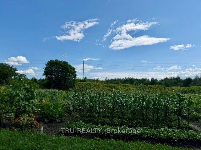Photo 27 of Unit 59, 1999 Falkirk Crescent, Ottawa, Blackburn Hamlet (South) — HOMEH