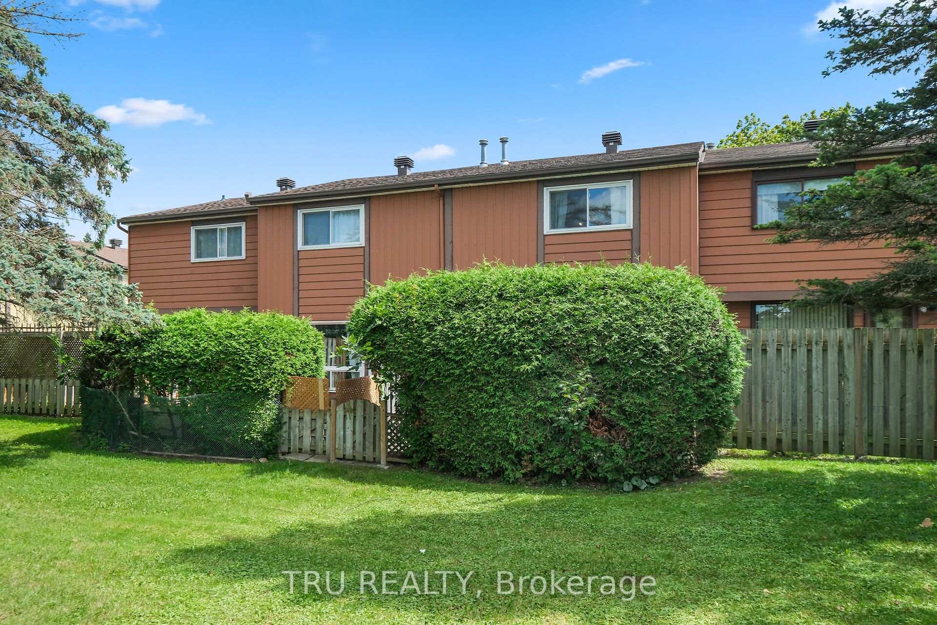 Photo 29 of Unit 59, 1999 Falkirk Crescent, Ottawa, Blackburn Hamlet (South) — HOMEH