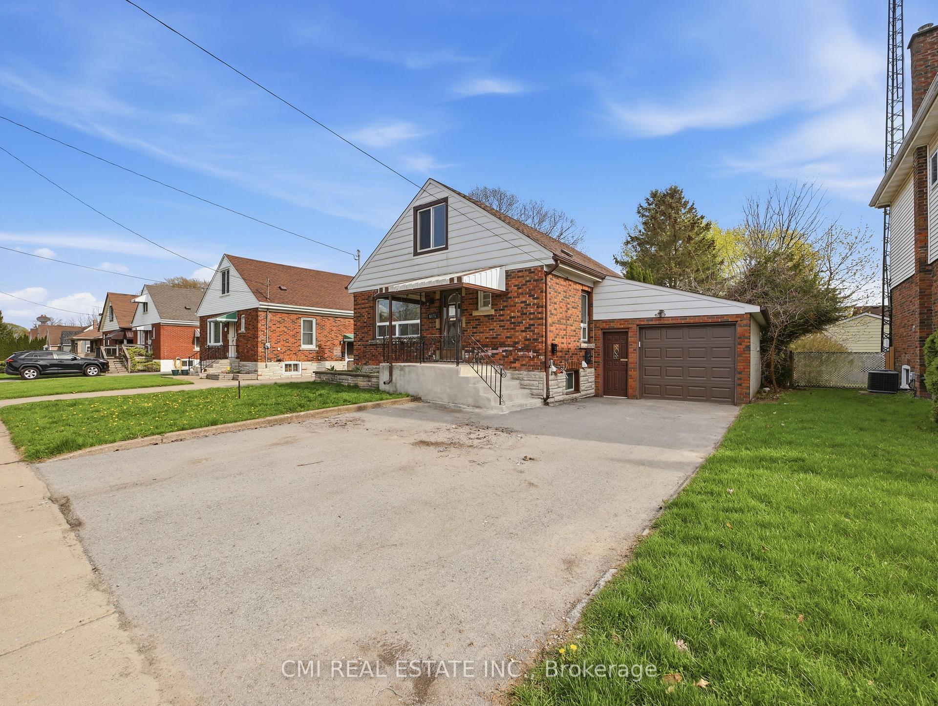 Photo 5 of 6476 Maranda Street, Niagara Falls, Clifton Hill — HOMEH