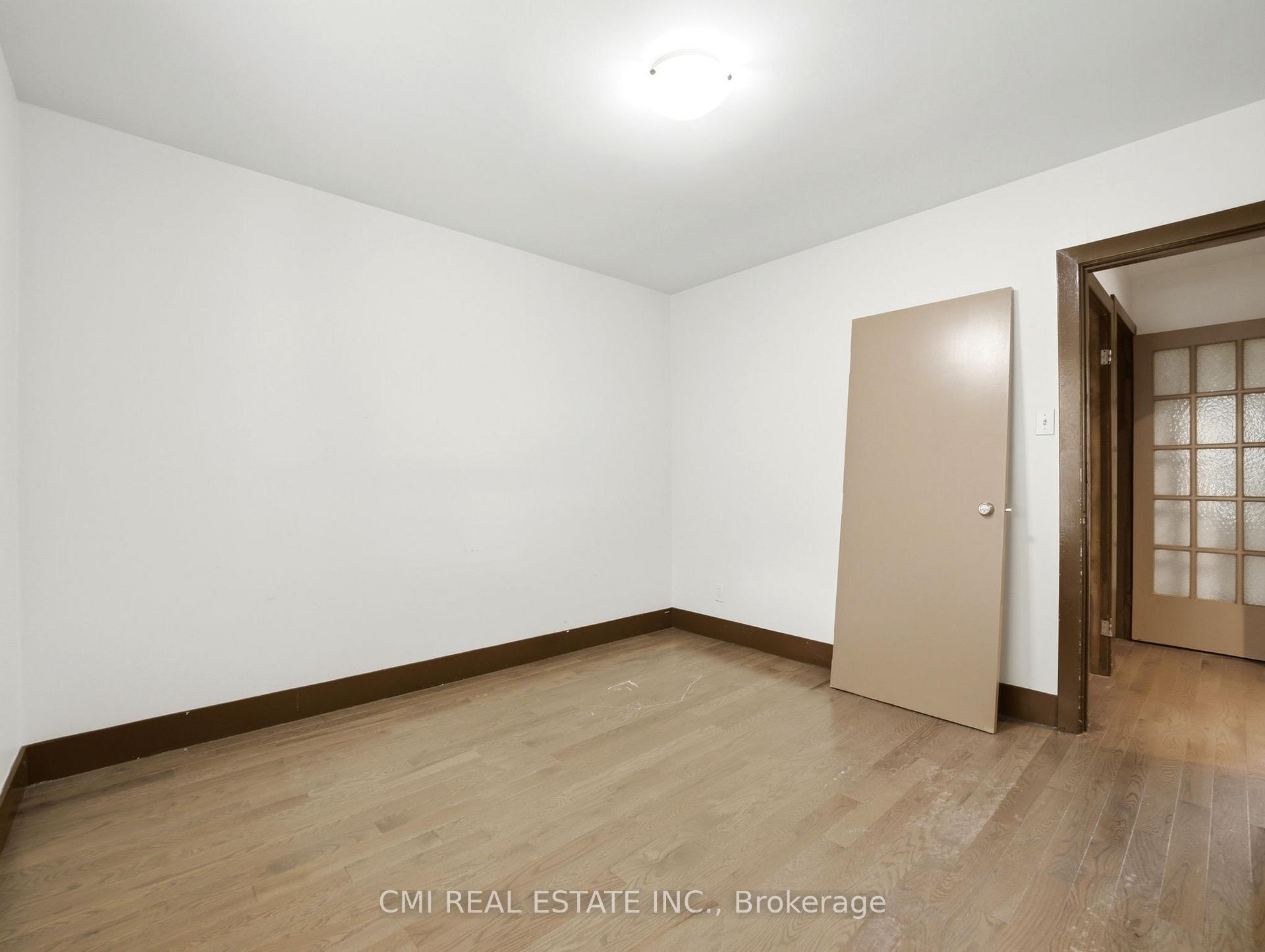Photo 20 of 6476 Maranda Street, Niagara Falls, Clifton Hill — HOMEH