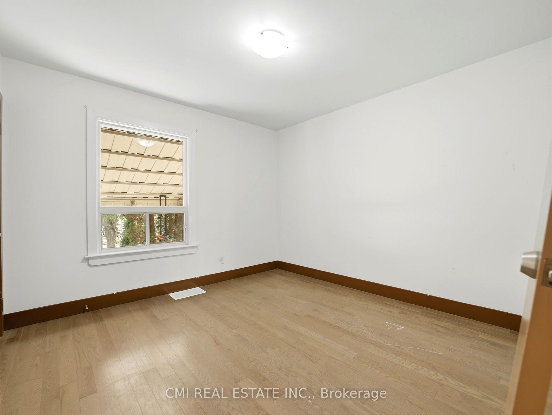 Photo 22 of 6476 Maranda Street, Niagara Falls, Clifton Hill — HOMEH