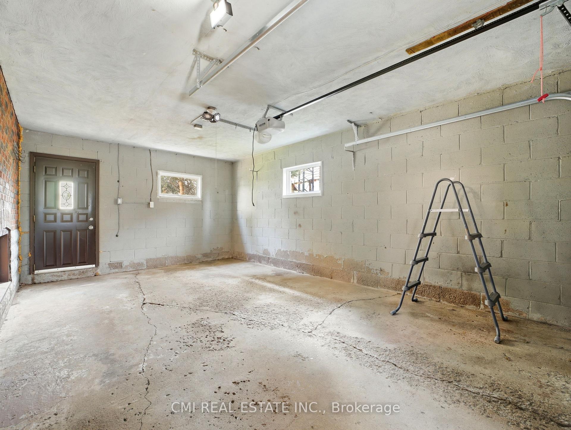 Photo 38 of 6476 Maranda Street, Niagara Falls, Clifton Hill — HOMEH