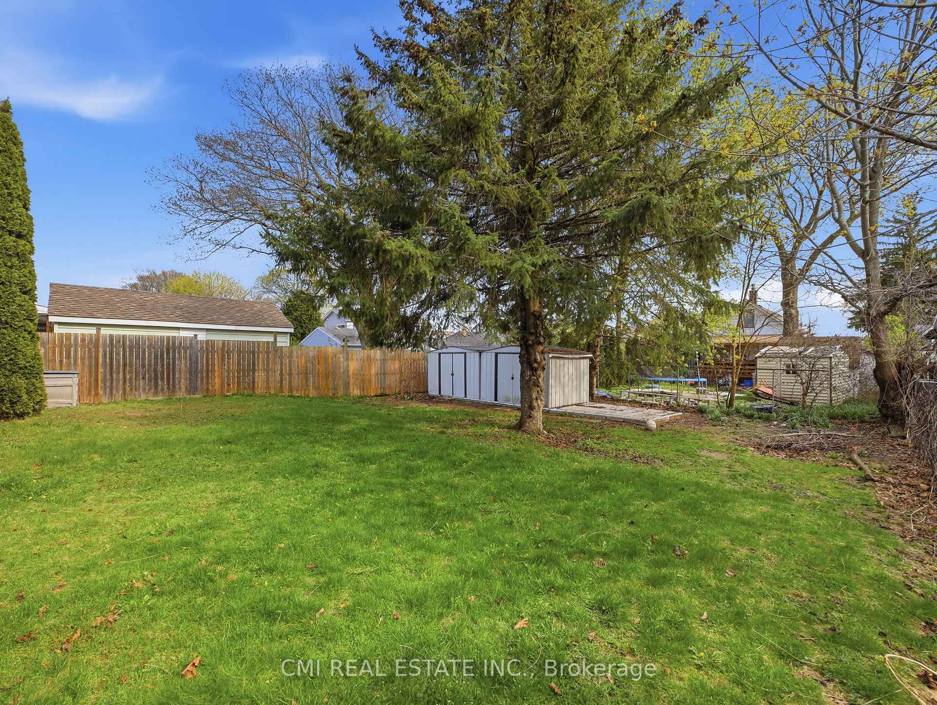 Photo 50 of 6476 Maranda Street, Niagara Falls, Clifton Hill — HOMEH