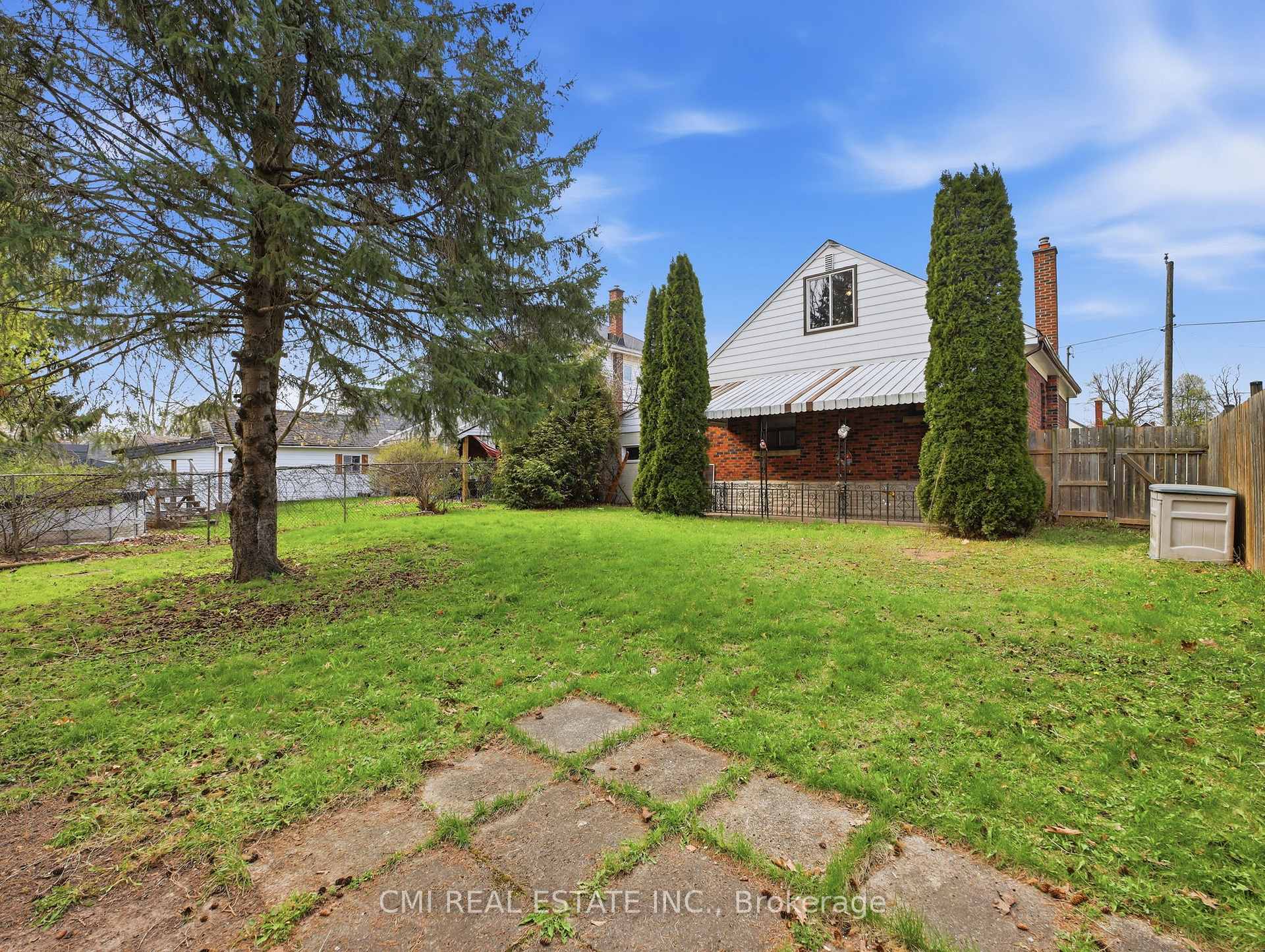 Photo 52 of 6476 Maranda Street, Niagara Falls, Clifton Hill — HOMEH