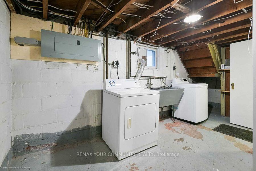 Photo 19 of 26 Elmsdale Road W, Toronto, East York — HOMEH