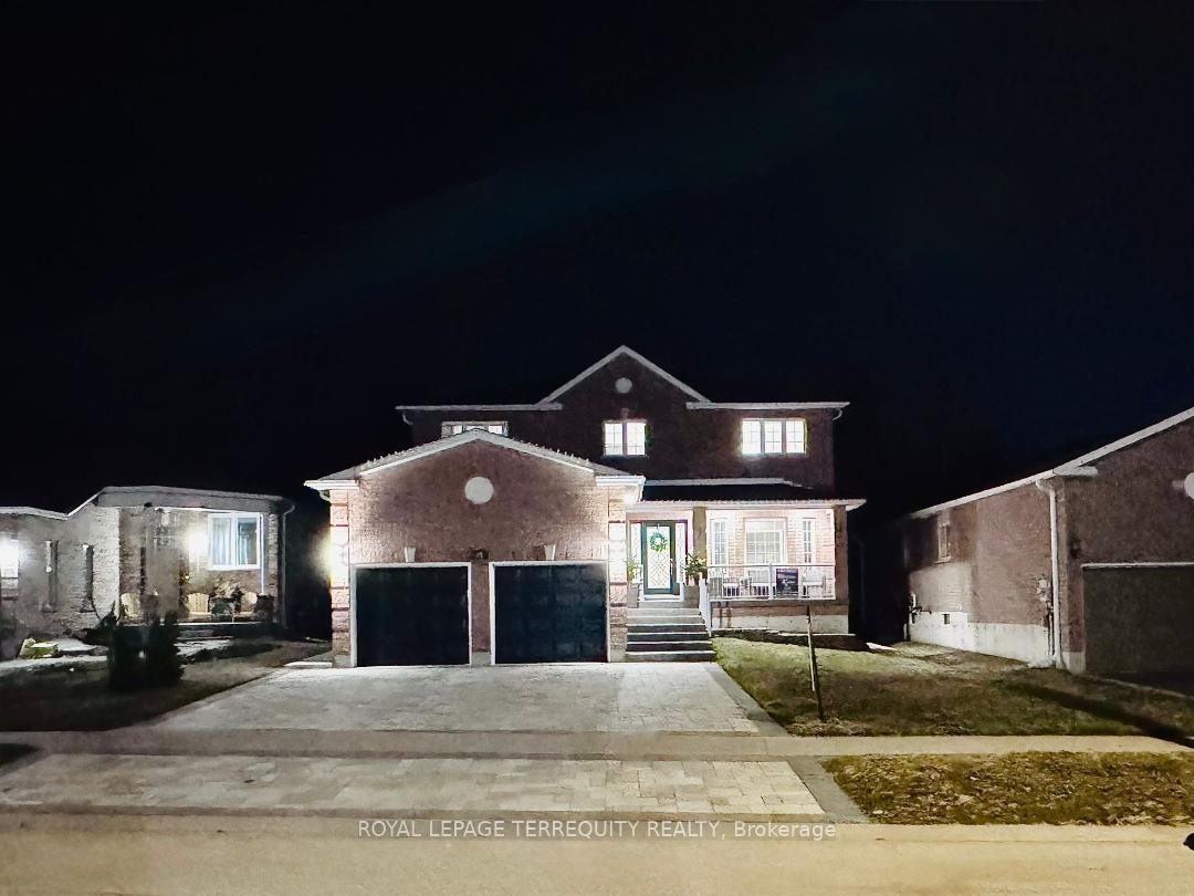Photo 2 of 25 Jagges Drive, Barrie, Edgehill Drive — HOMEH