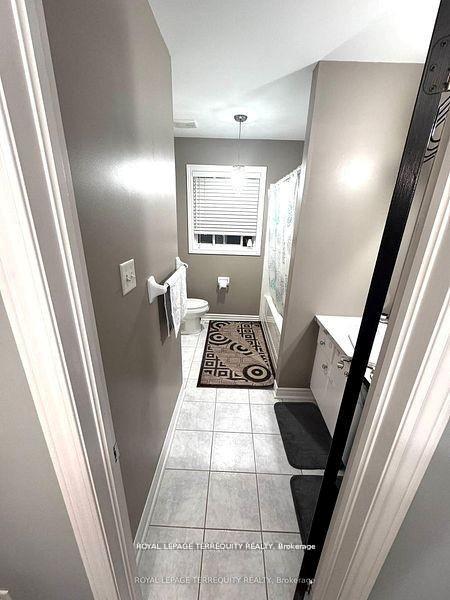 Photo 22 of 25 Jagges Drive, Barrie, Edgehill Drive — HOMEH