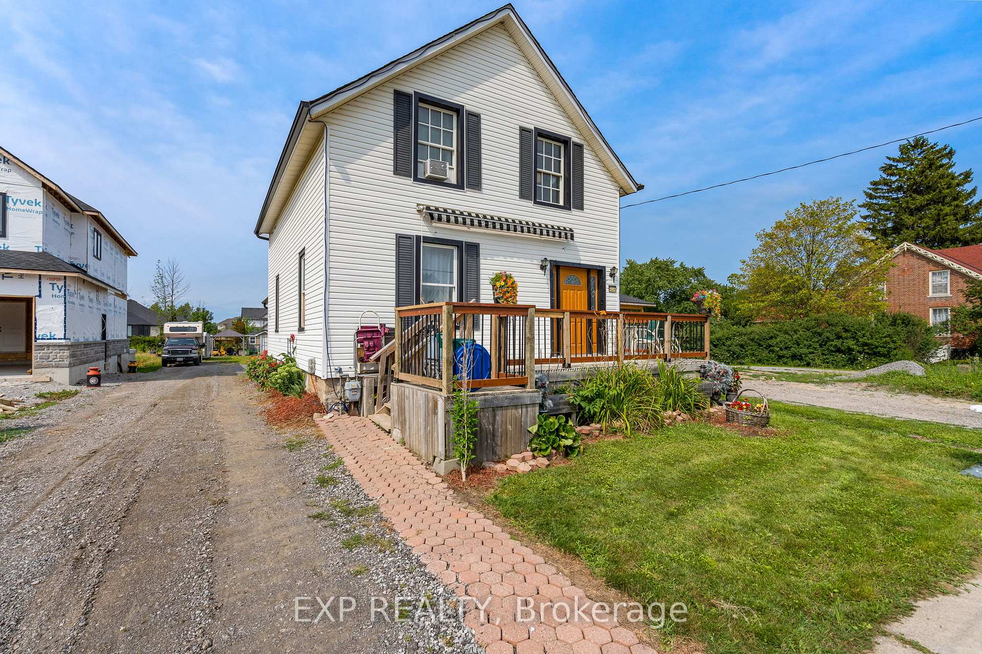 Photo 3 of 4235 Fly Road, Lincoln, Beamsville — HOMEH