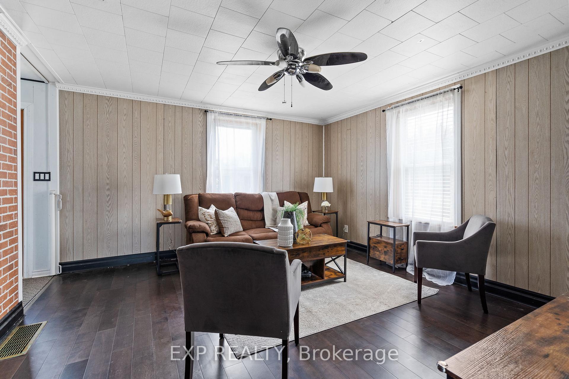 Photo 7 of 4235 Fly Road, Lincoln, Beamsville — HOMEH