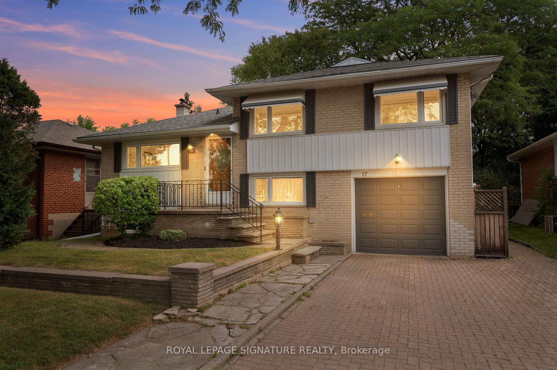 Photo 2 of 17 Templar Drive, Etobicoke, Kingsview Village-The Westway — HOMEH