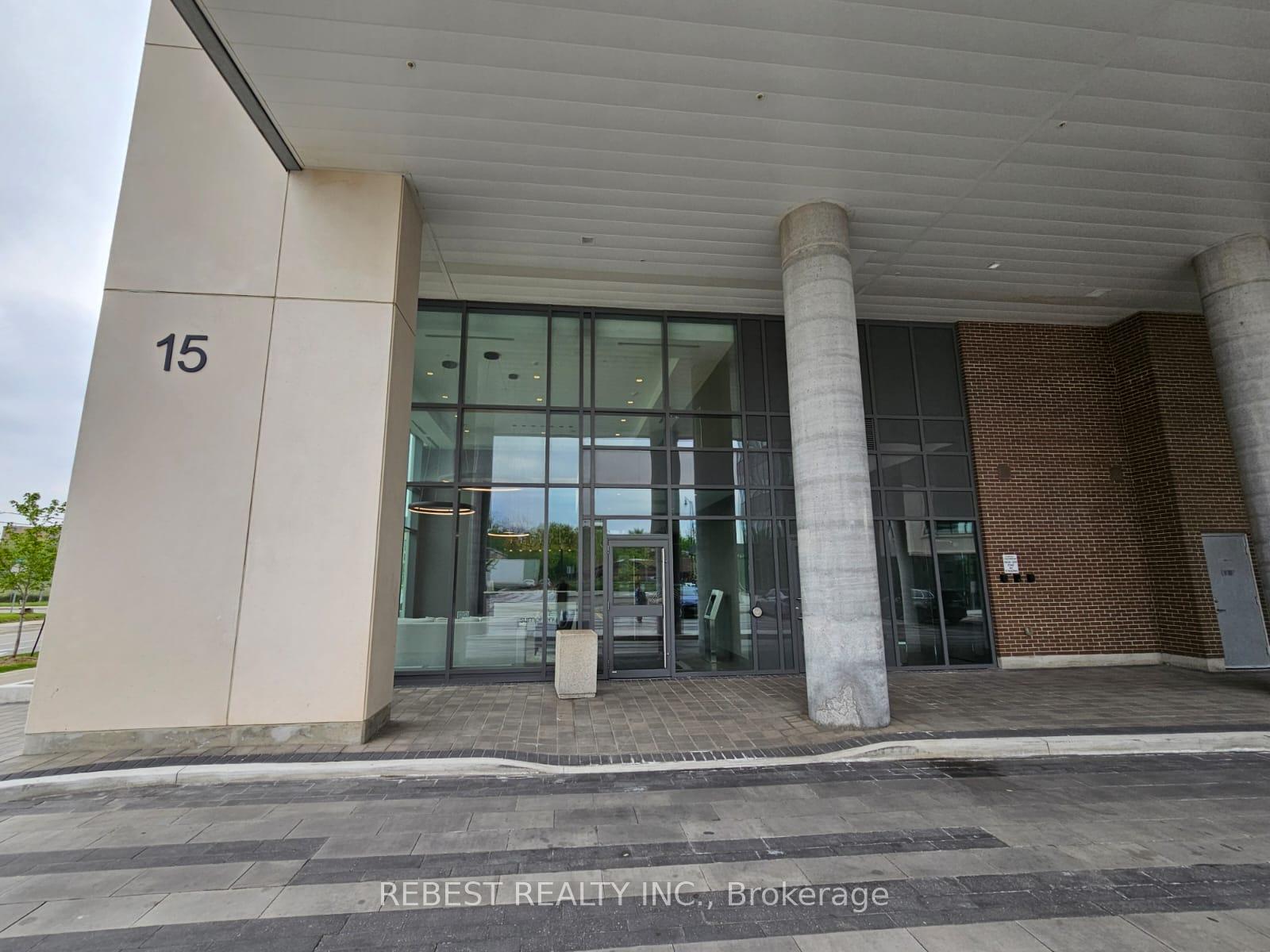 Photo 2 of 15 Lynch Street, Brampton, Downtown Brampton — HOMEH