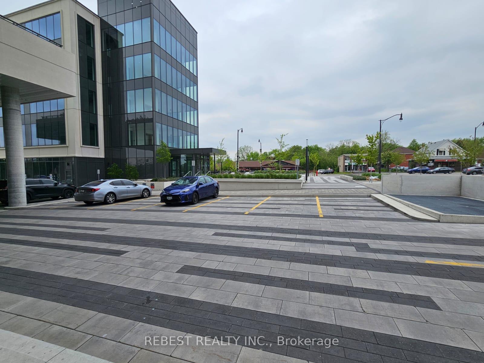 Photo 44 of 15 Lynch Street, Brampton, Downtown Brampton — HOMEH