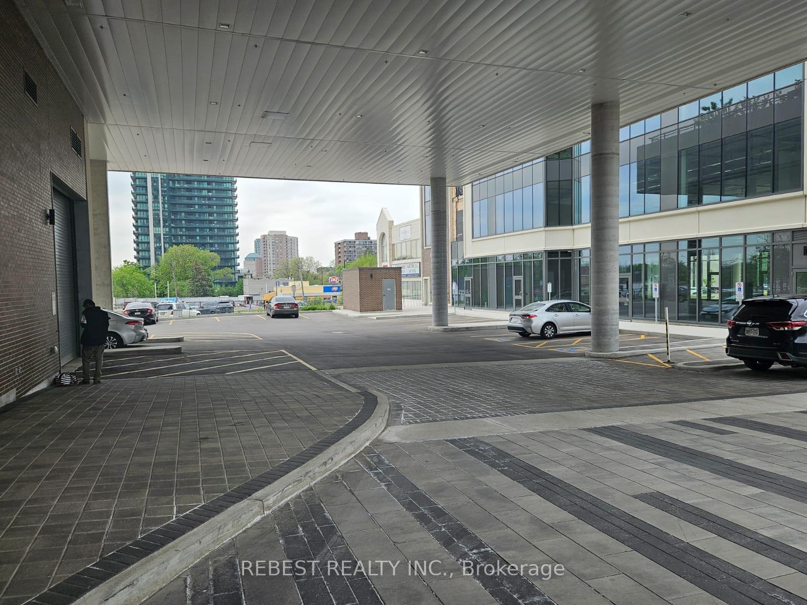Photo 45 of 15 Lynch Street, Brampton, Downtown Brampton — HOMEH