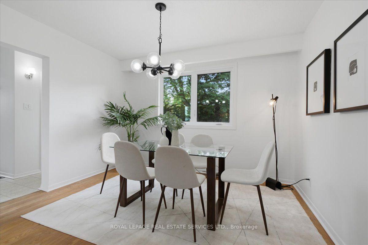 Photo 7 of 17 Rosegrove Place, Scarborough, Agincourt South-Malvern West — HOMEH