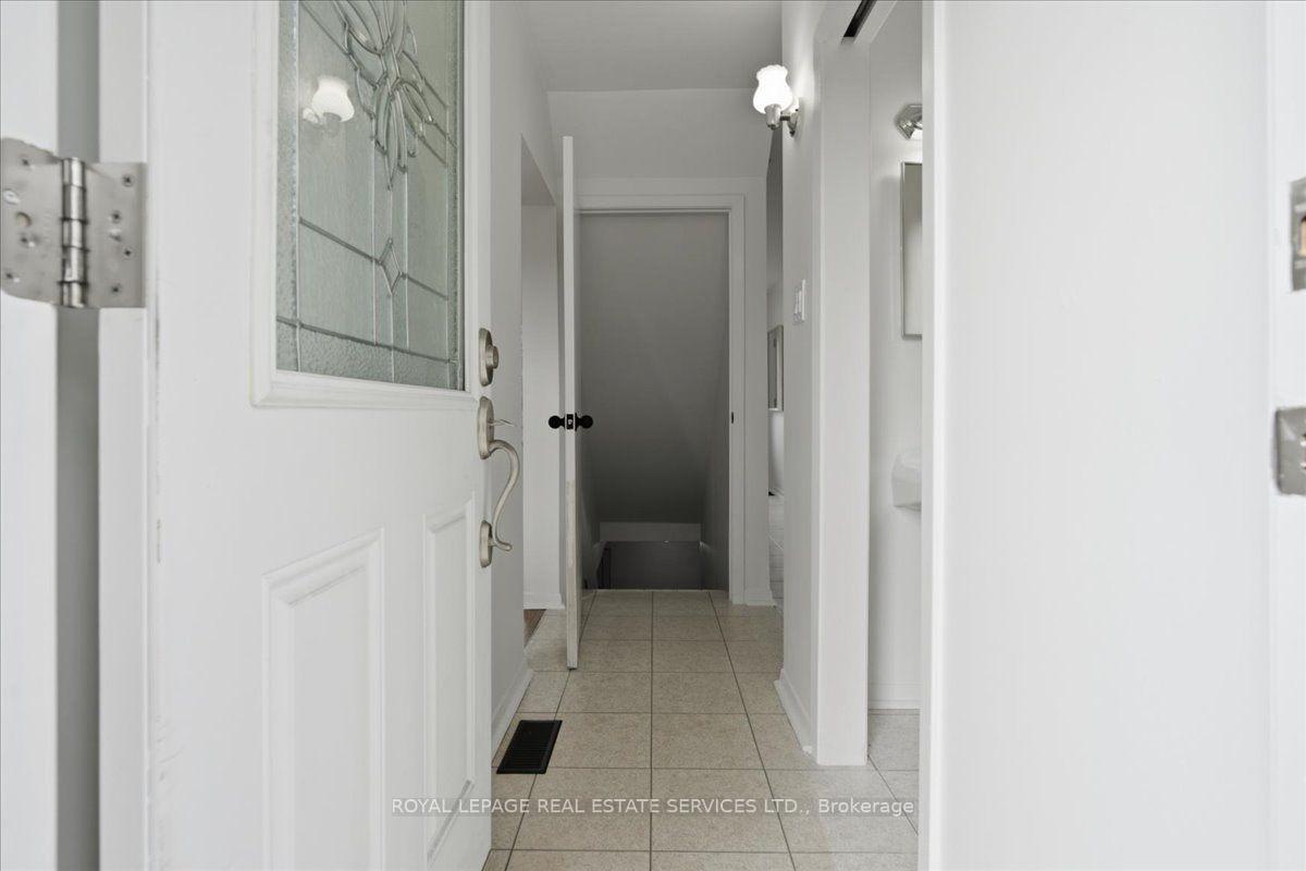 Photo 23 of 17 Rosegrove Place, Scarborough, Agincourt South-Malvern West — HOMEH