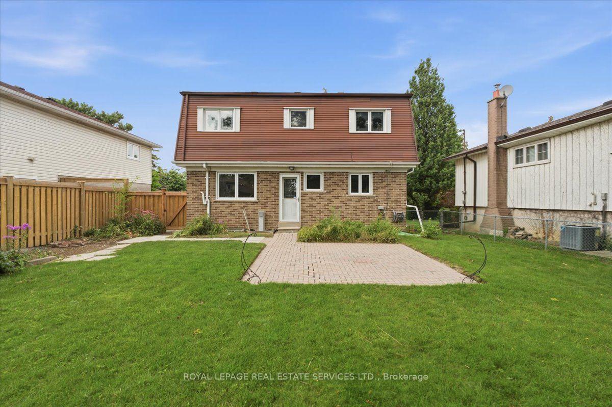 Photo 24 of 17 Rosegrove Place, Scarborough, Agincourt South-Malvern West — HOMEH