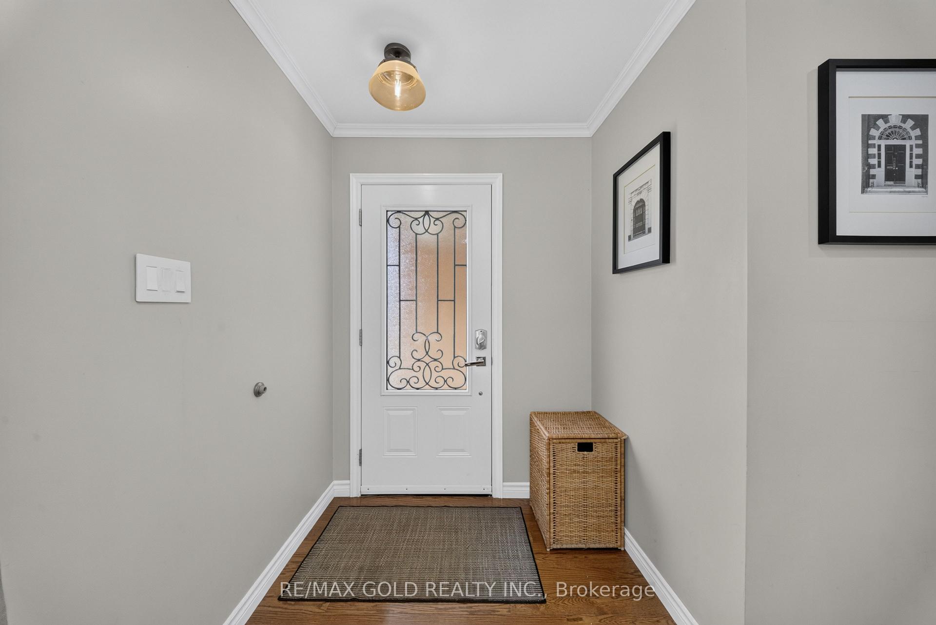 Photo 5 of 22 Deeside Crescent, Brampton, Southgate — HOMEH