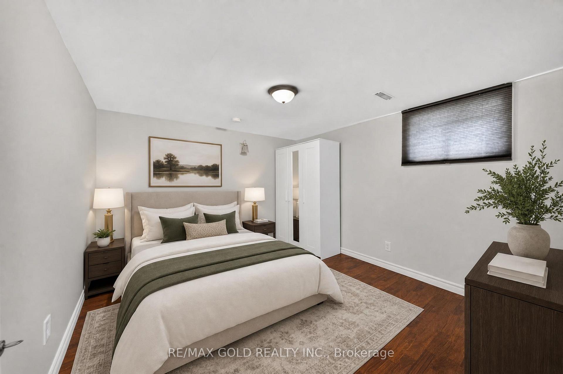 Photo 27 of 22 Deeside Crescent, Brampton, Southgate — HOMEH