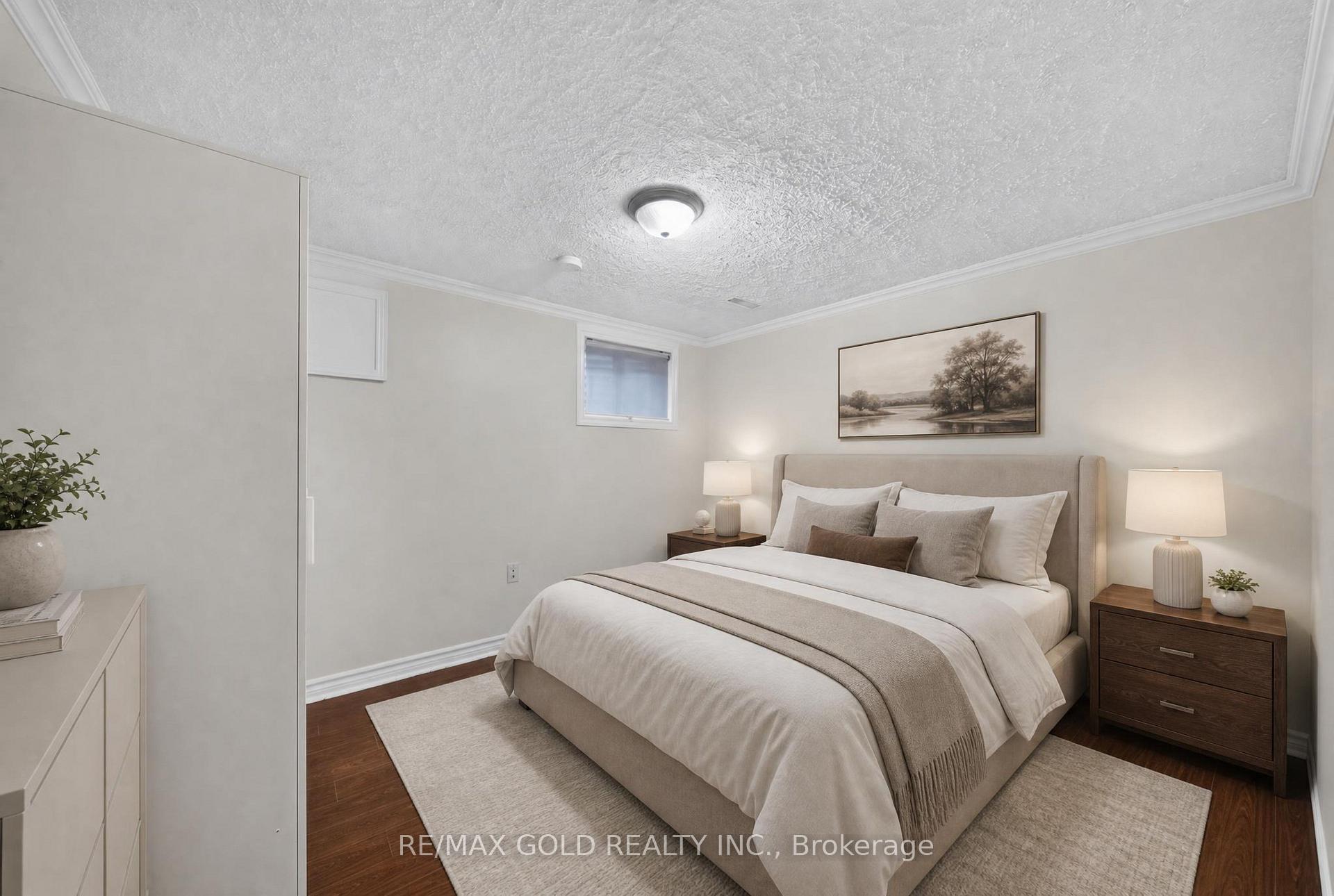 Photo 35 of 22 Deeside Crescent, Brampton, Southgate — HOMEH