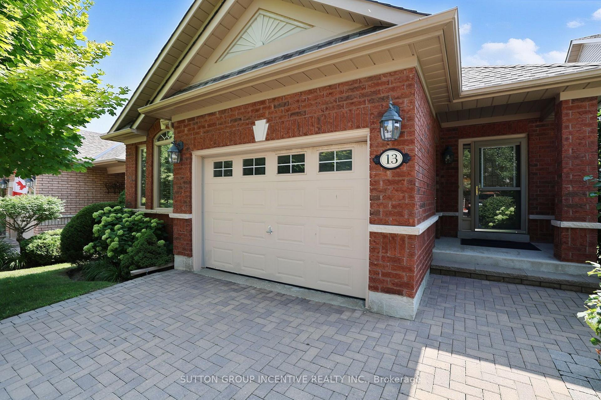 Photo 4 of 13 Renaissance Point, New Tecumseth, Rural New Tecumseth — HOMEH
