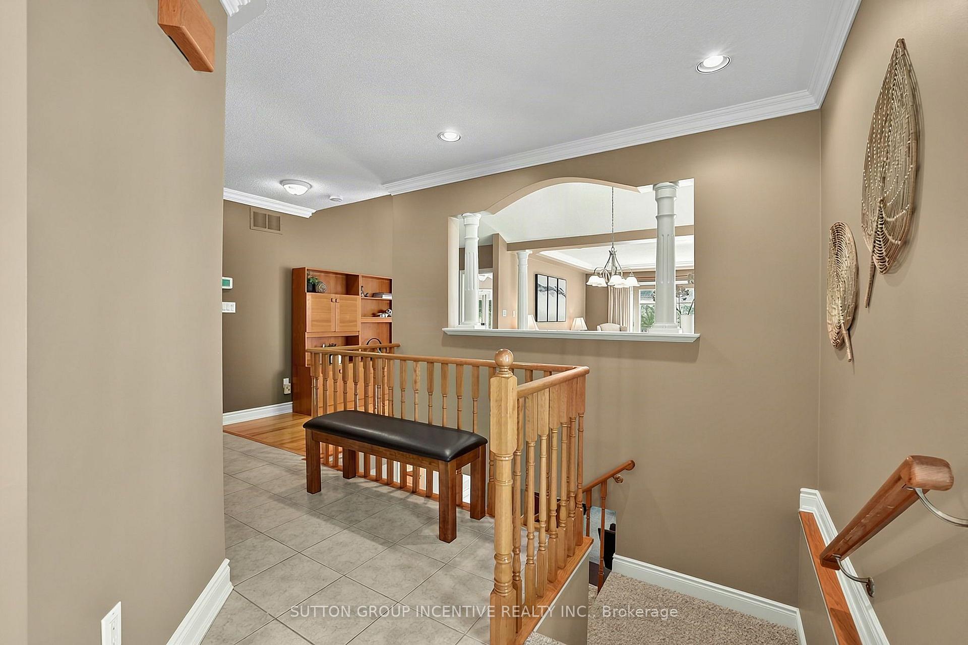 Photo 6 of 13 Renaissance Point, New Tecumseth, Rural New Tecumseth — HOMEH