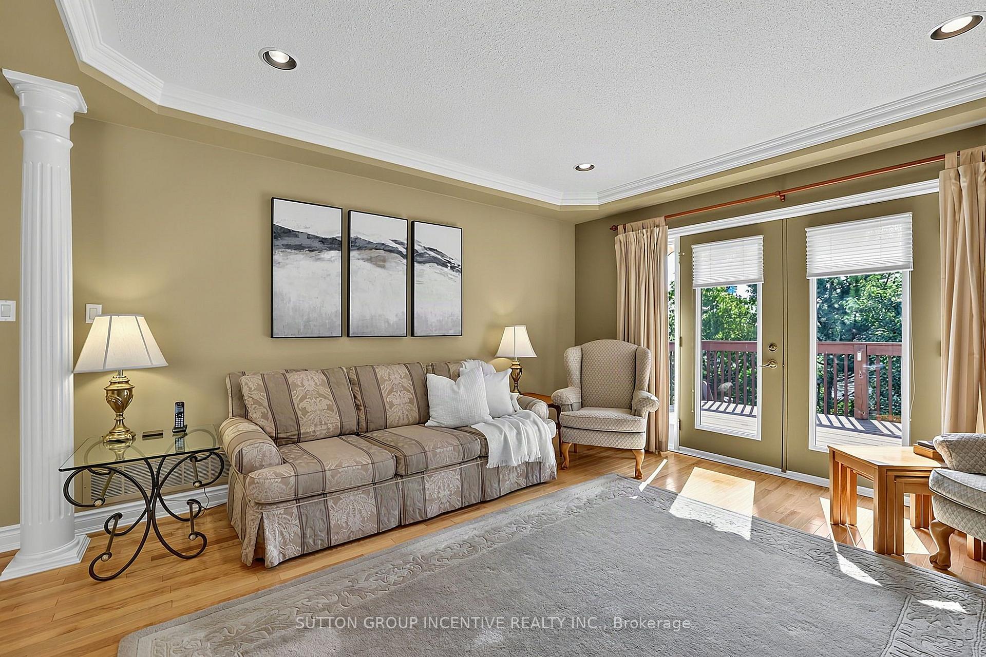 Photo 16 of 13 Renaissance Point, New Tecumseth, Rural New Tecumseth — HOMEH