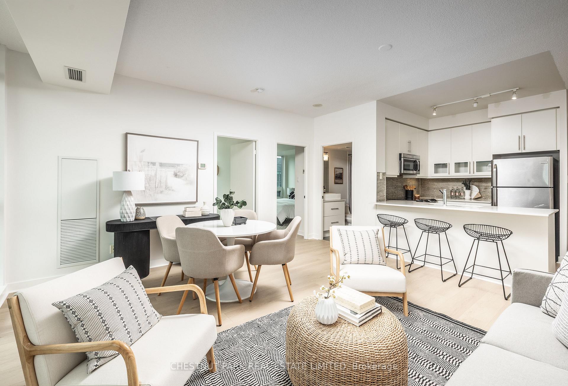 Photo 2 of Unit 802, 1171 Queen Street W, Toronto, Little Portugal — HOMEH
