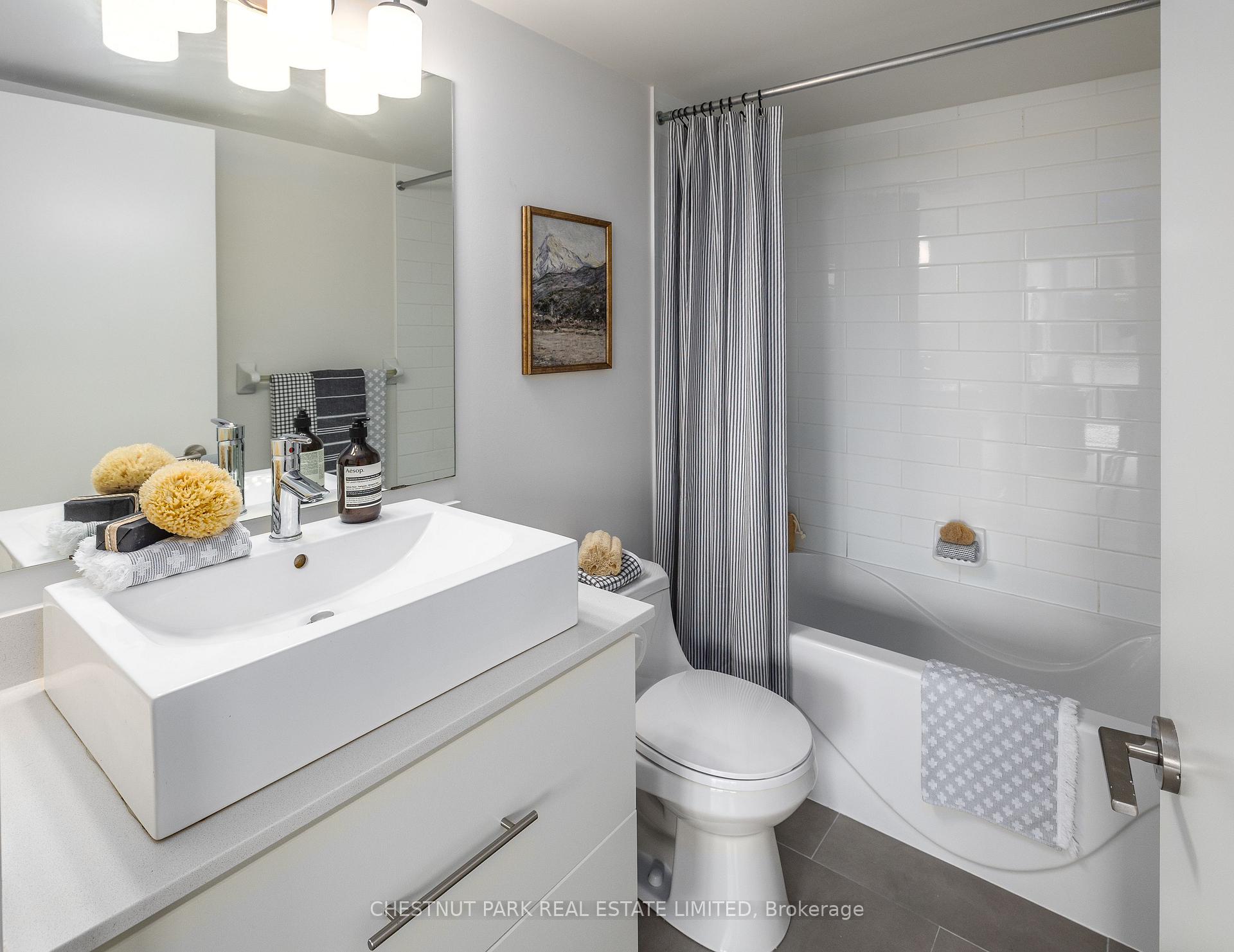 Photo 11 of Unit 802, 1171 Queen Street W, Toronto, Little Portugal — HOMEH
