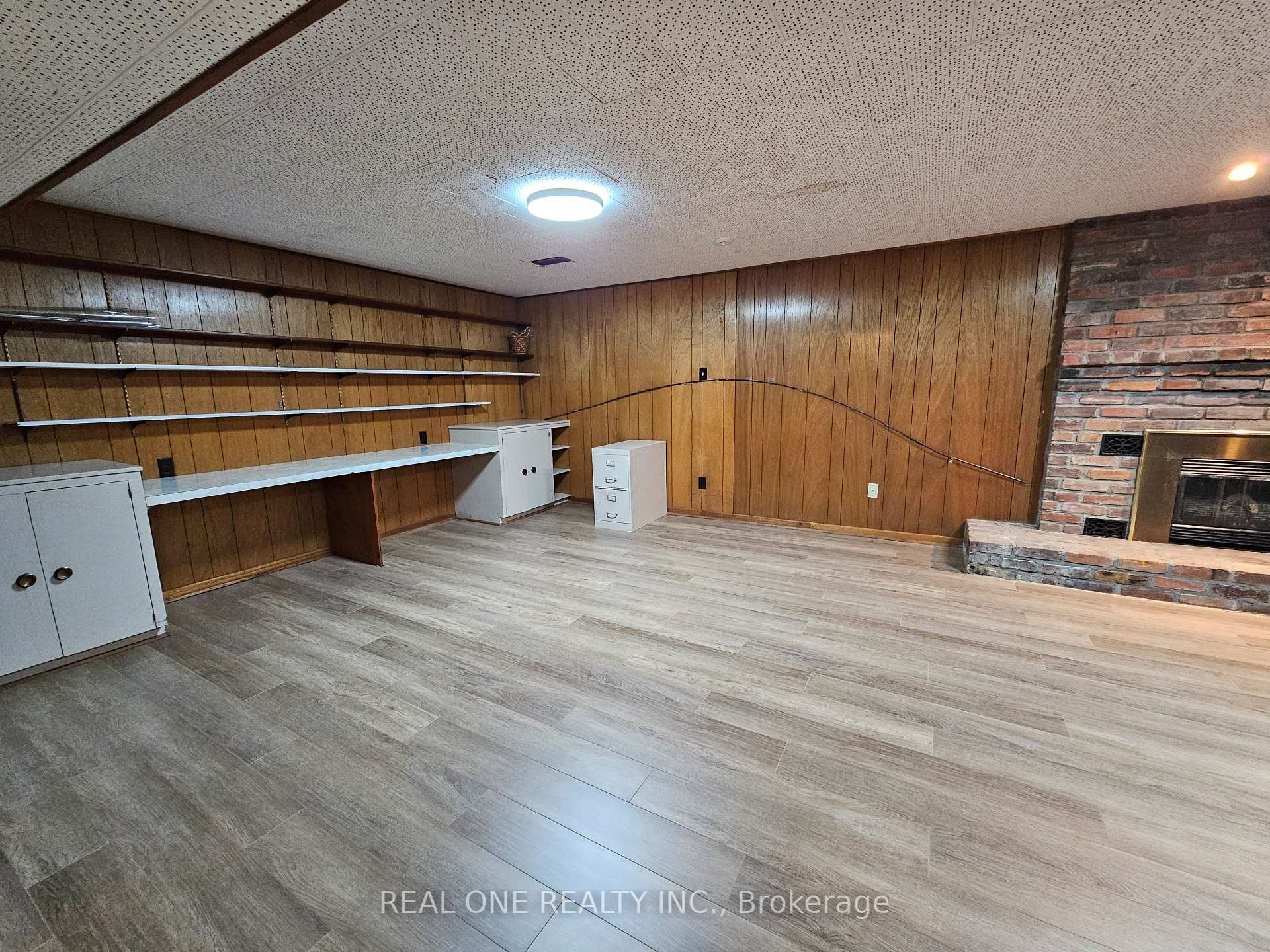 Photo 16 of 6 Fairhill Crescent, North York, Parkwoods-Donalda — HOMEH