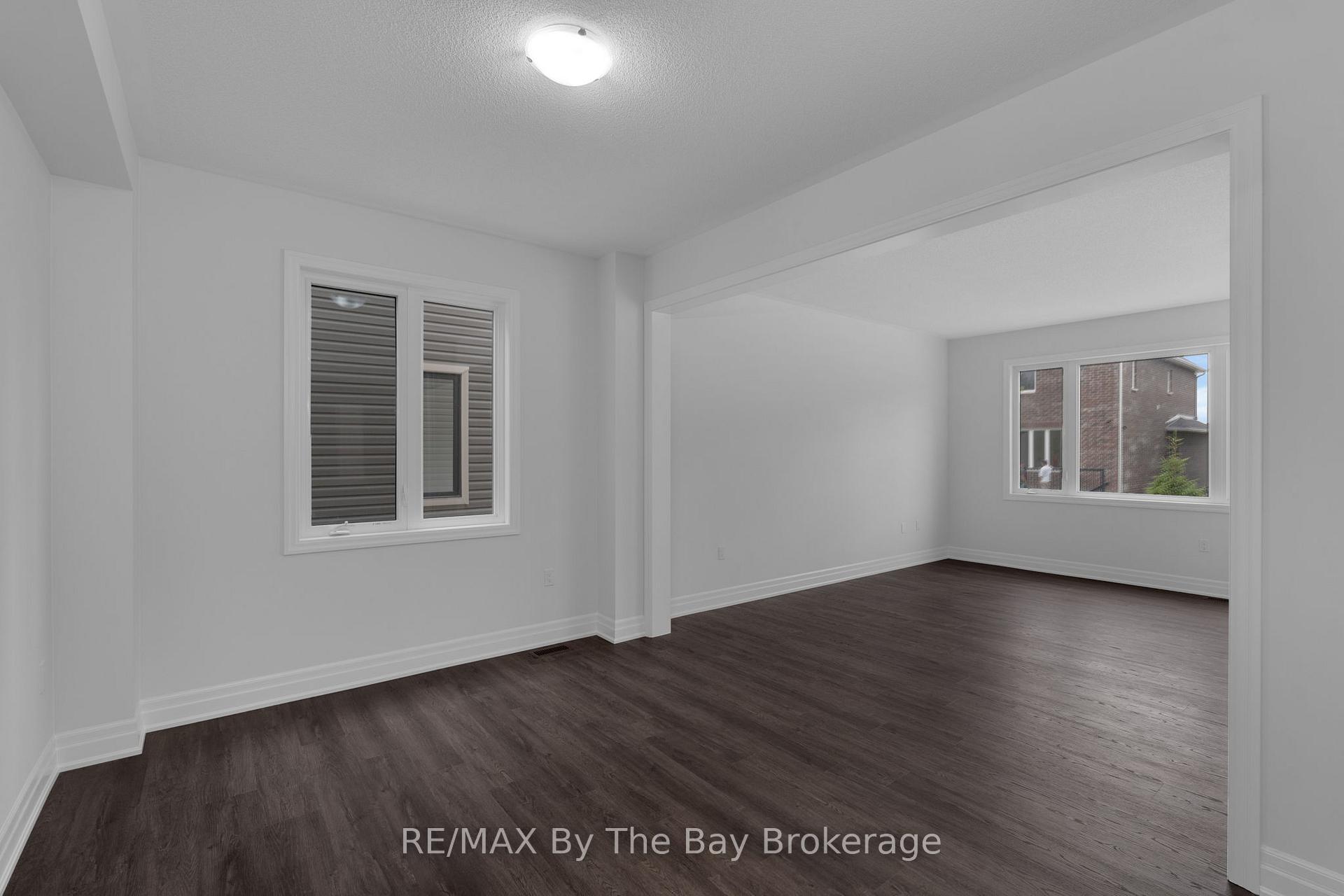 Photo 4 of 48 Del Ray Crescent, Wasaga Beach — HOMEH