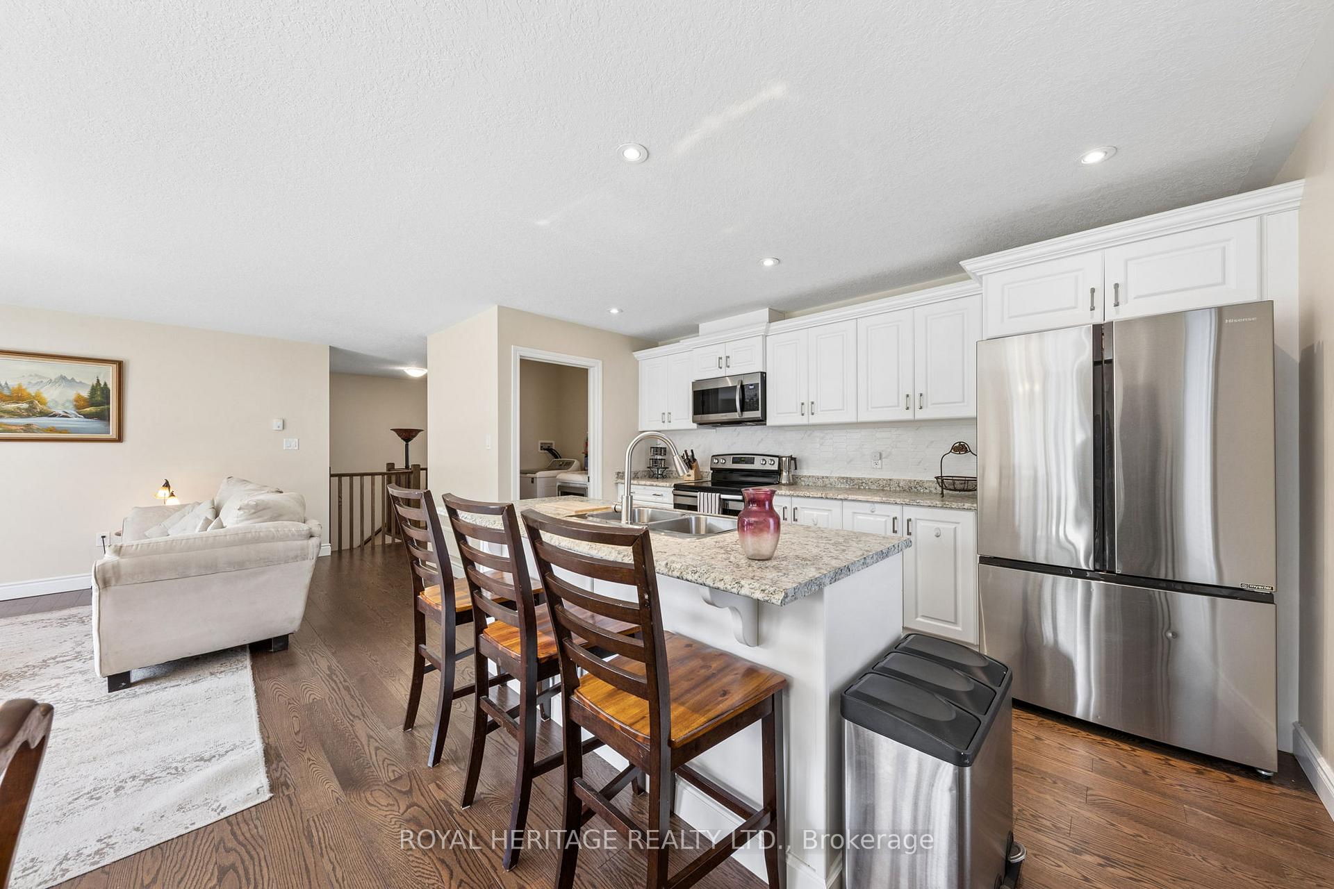 Photo 12 of 55 Ralph Dalton Boulevard, Tay, Victoria Harbour — HOMEH