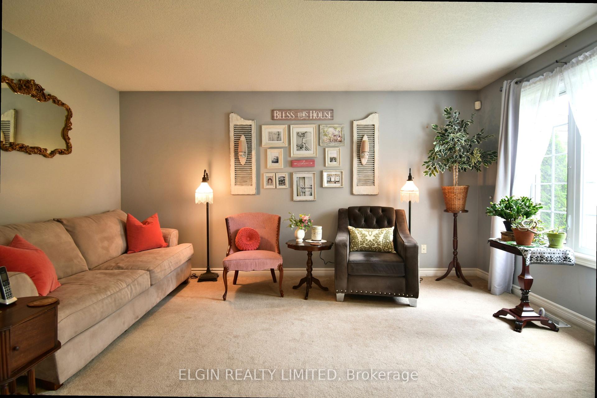 Photo 3 of 5 Havenridge Court, St. Thomas — HOMEH