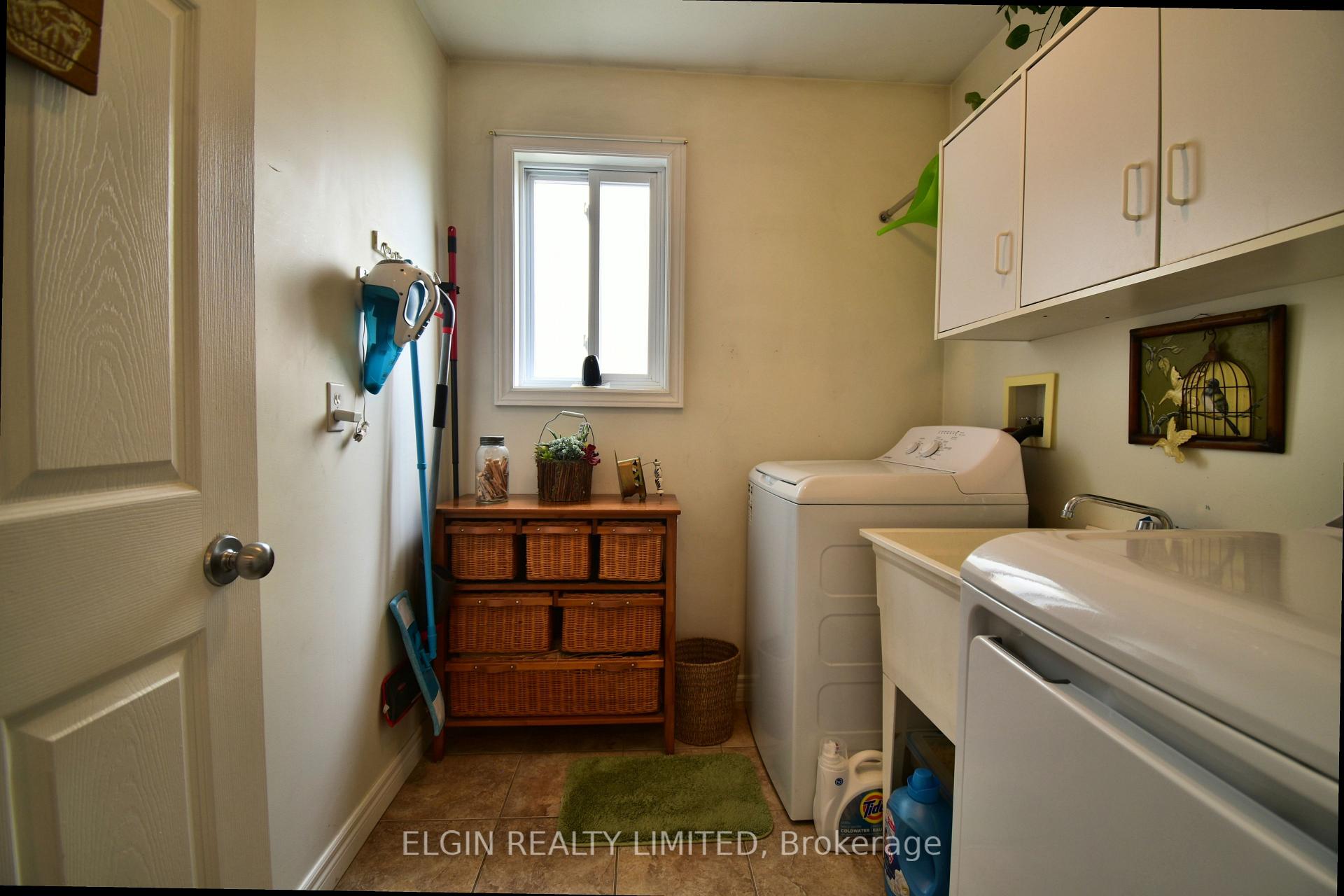 Photo 6 of 5 Havenridge Court, St. Thomas — HOMEH